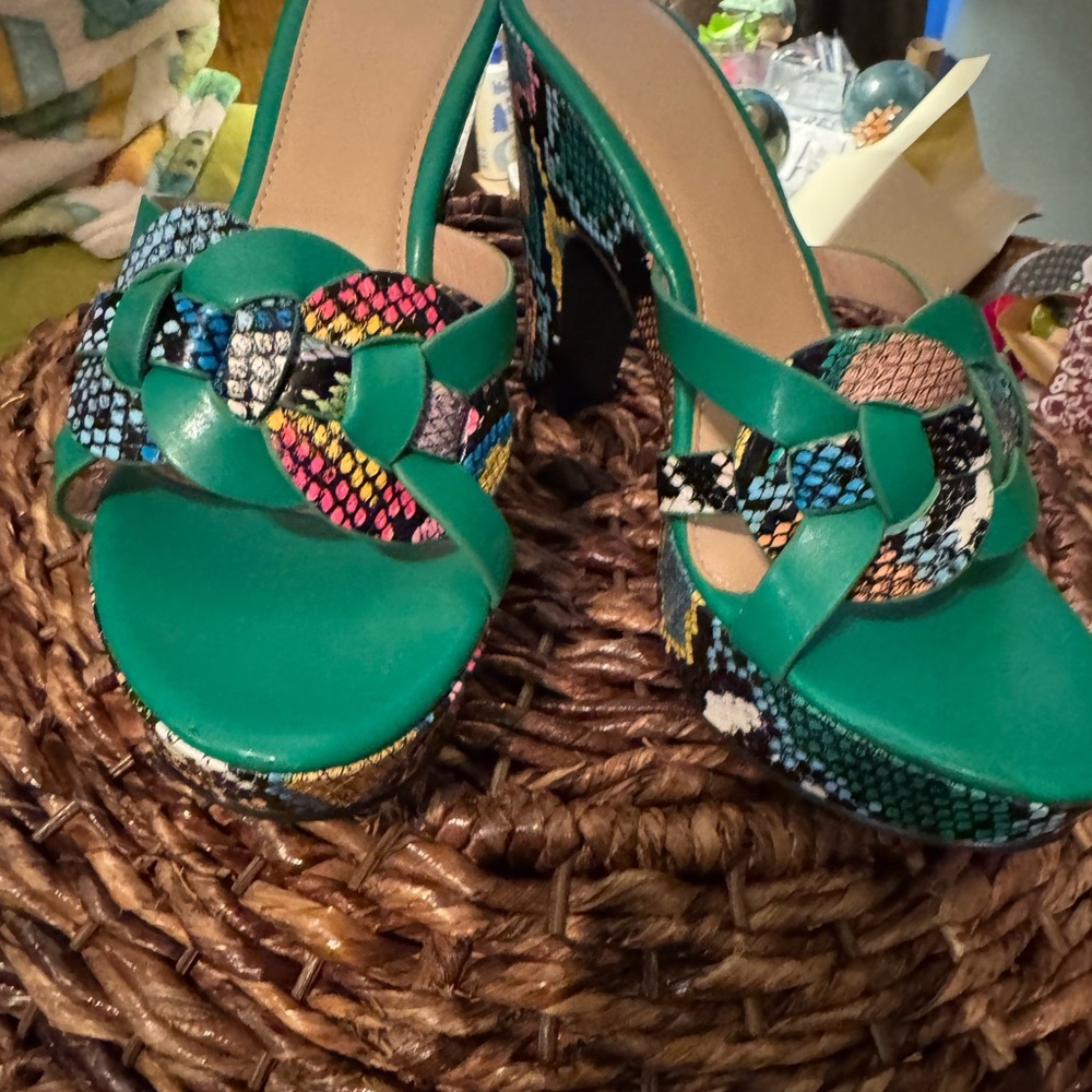 Green Multicolor Women's Shoes/heels - Picture 7 of 7